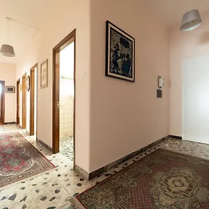 Pensión Budget Roma 70 Stazione, Cagliari