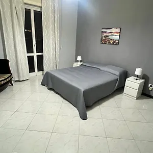 Napoli Rooms , Napoli Italia